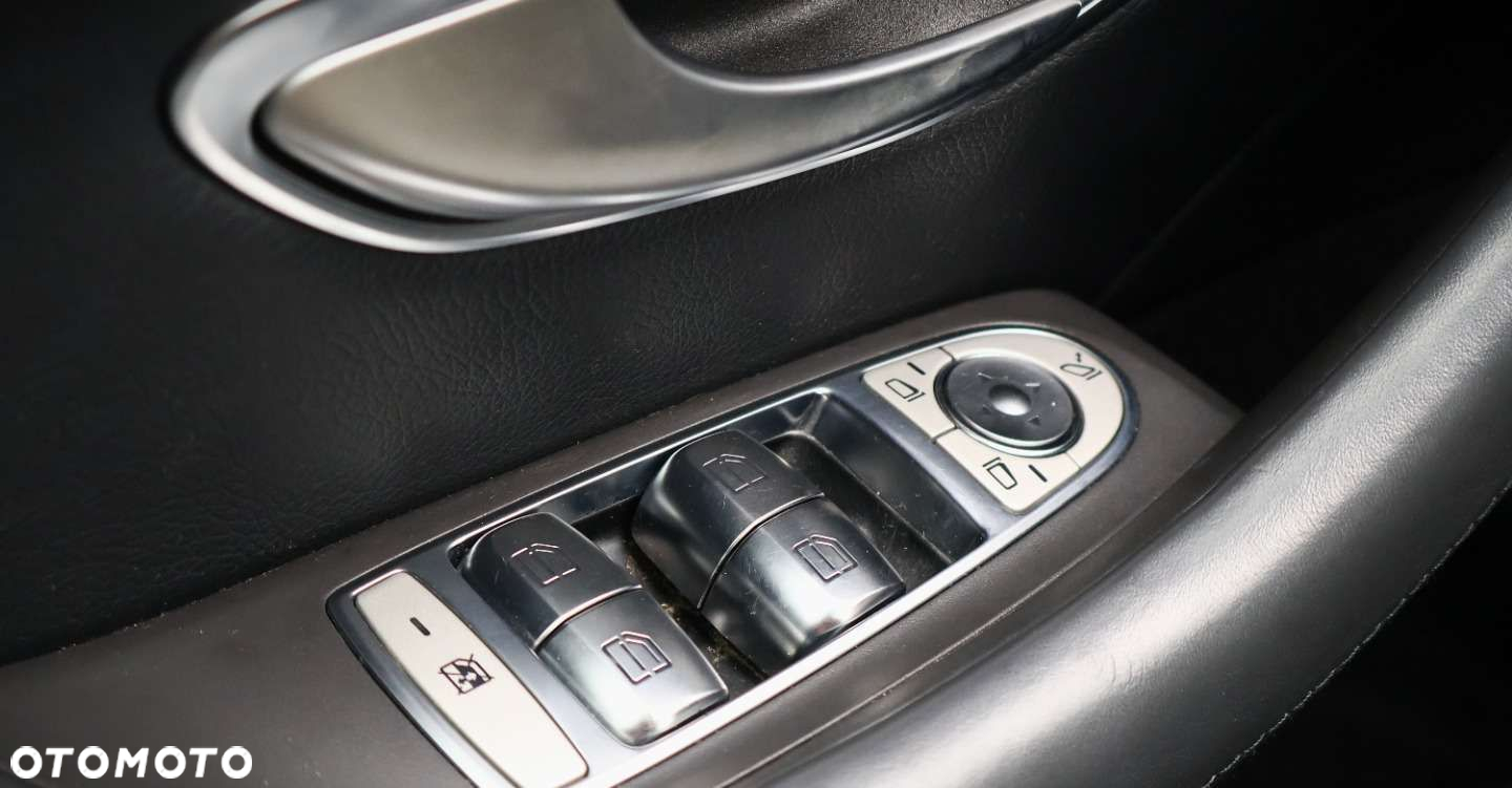 Mercedes-Benz AMG GT - 13