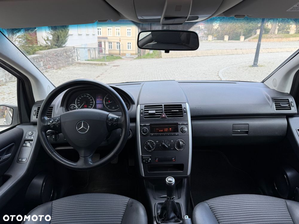 Mercedes-Benz Klasa A 150 Avantgarde Edition 10 - 8