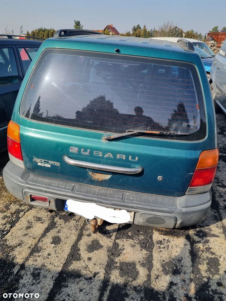 Subaru forester sf5 2.0 ej20j lakier 8g2 na części - 8