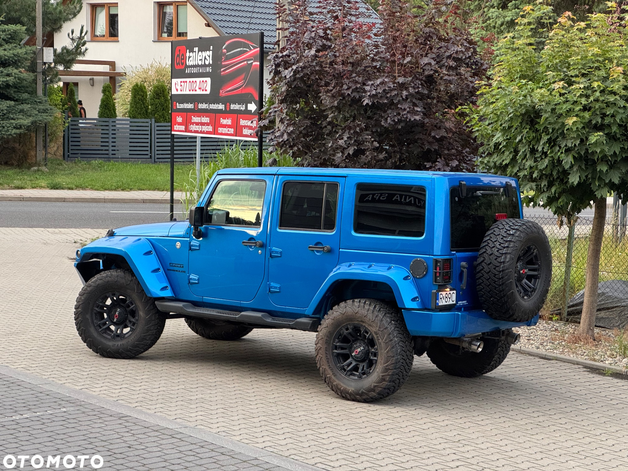 Jeep Wrangler - 12