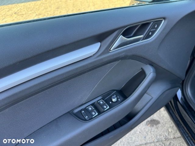 Audi A3 Sportback - 11