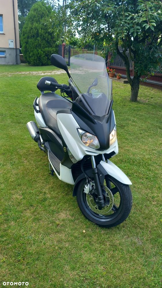 Yamaha X-max - 11