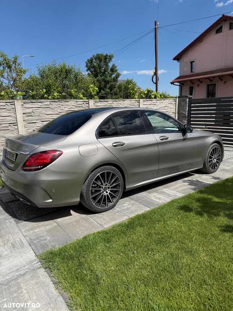 Mercedes-Benz C 220 d 4MATIC Aut - 2