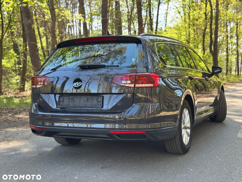 Volkswagen Passat 2.0 TDI SCR DSG Business - 10