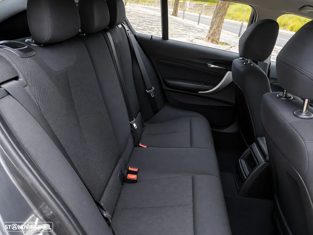 BMW 116 d Aut. - 9
