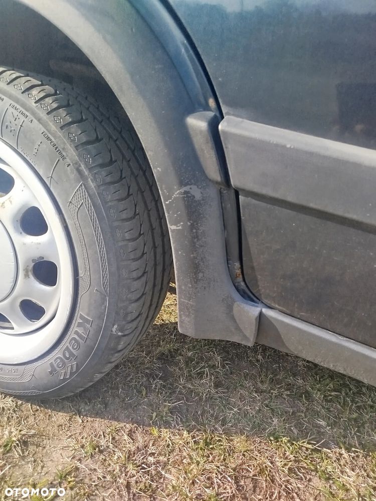 Volkswagen Golf - 12