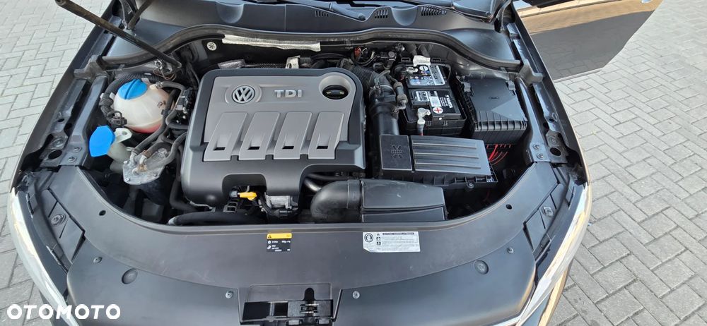 Volkswagen Passat Variant 2.0 Blue TDI DSG SCR Highline - 39