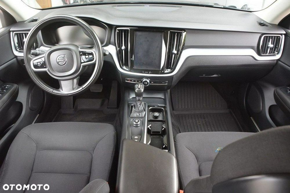 Volvo V60 Cross Country D4 AWD Geartronic - 12