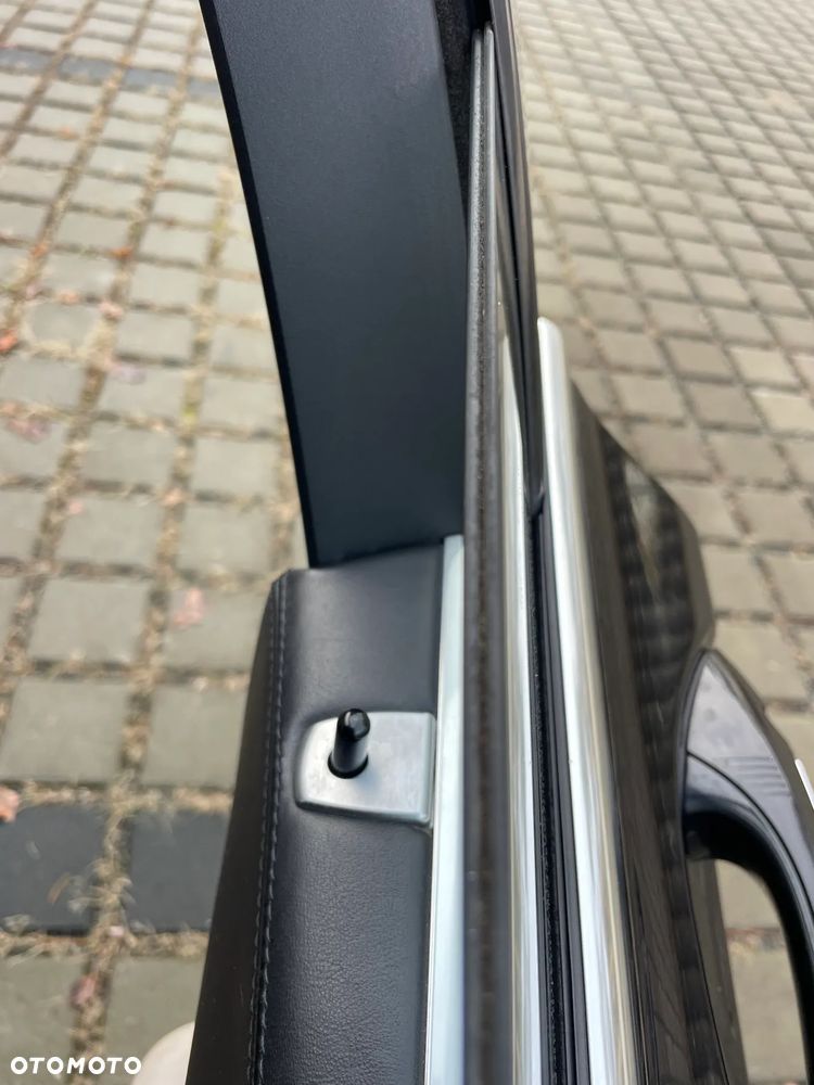 BMW Seria 7 750Li - 10