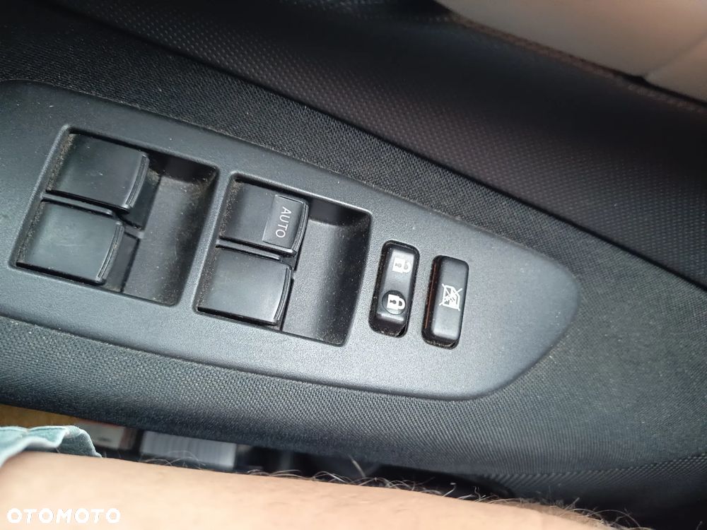 Toyota Auris 1.6 VVT-i Multimode Sol - 8