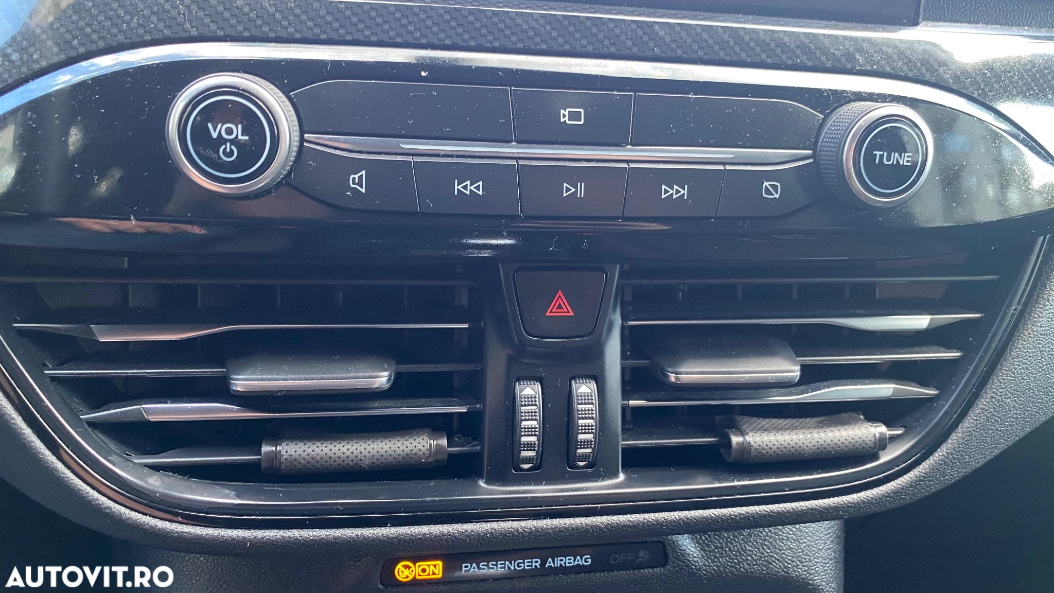 Ford Kuga 1.5 EcoBlue FWD ST Line - 24