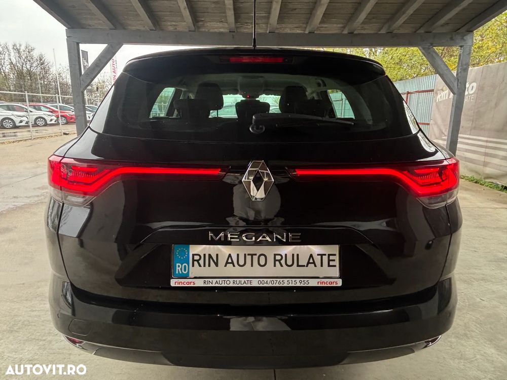 Renault Megane BLUE dCi 115 EDC EQUILIBRE - 9