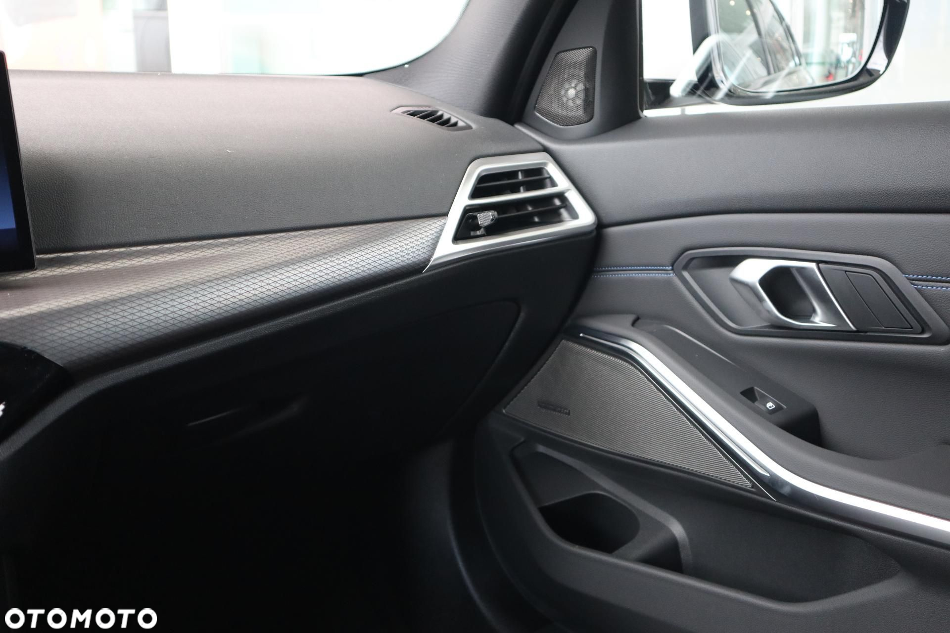 BMW Seria 3 - 17