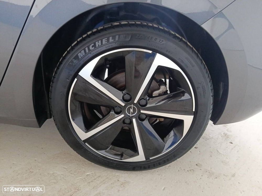 Opel Astra 1.5 D Elegance Aut. - 11