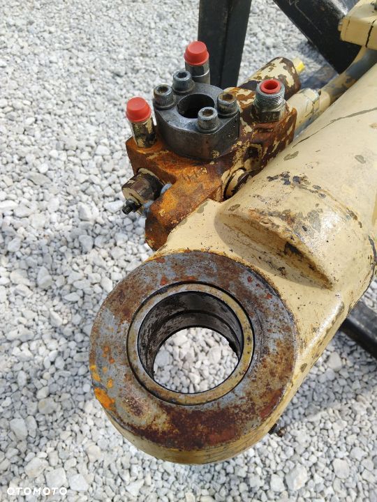Siłownik Cat Caterpillar M 315 318 320 322 323 330 [D-155 S1-80 S2-70 T-80] - 5