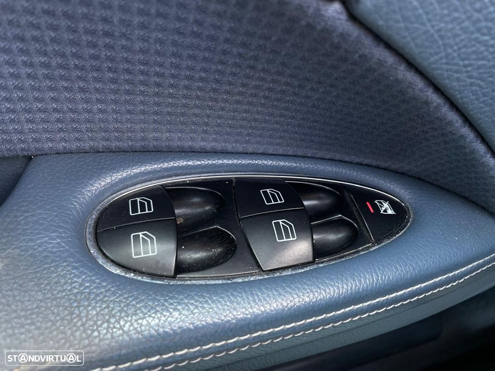 Mercedes-Benz E 220 CDI Avantgarde - 12