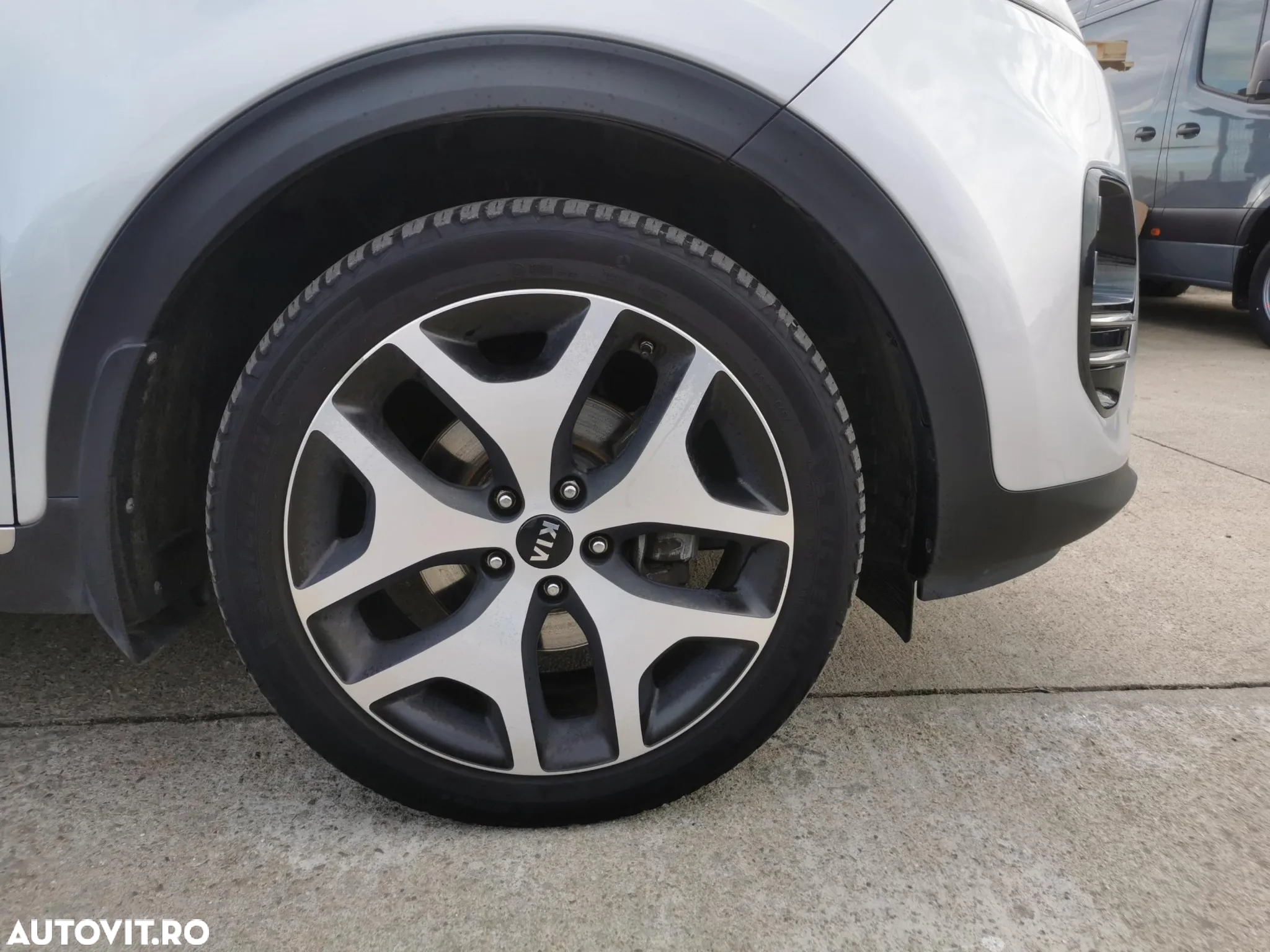 Kia Sportage - 16