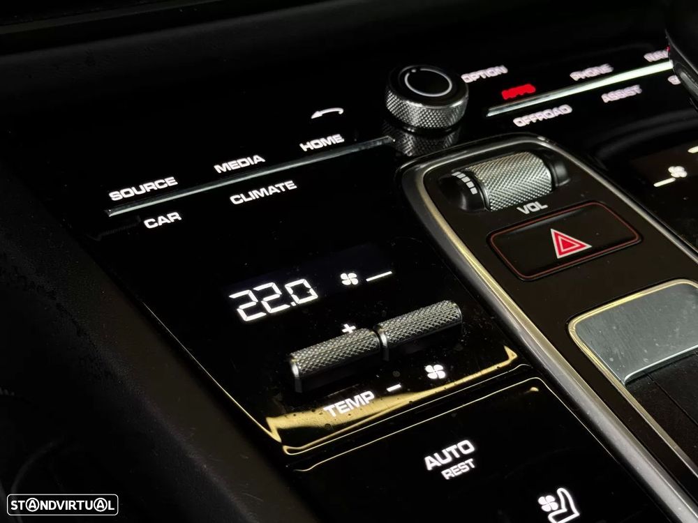 Porsche Cayenne E-Hybrid - 28