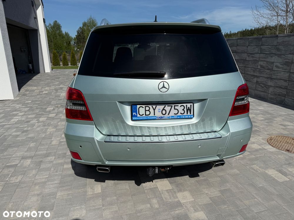Mercedes-Benz GLK 350 CDI DPF 4Matic 7G-TRONIC - 7