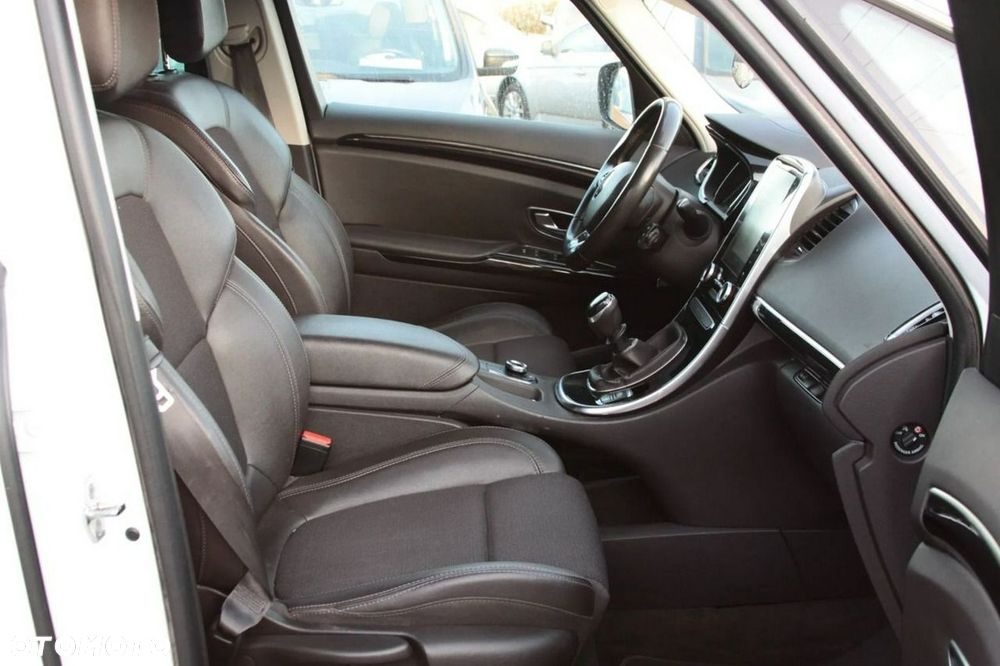 Renault Espace Energy dCi 130 Intens - 16