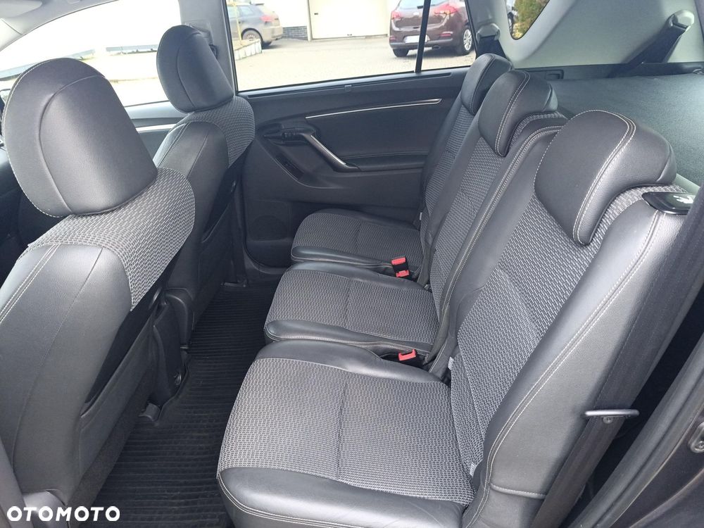 Toyota Verso 1.8 Premium EU6 - 16