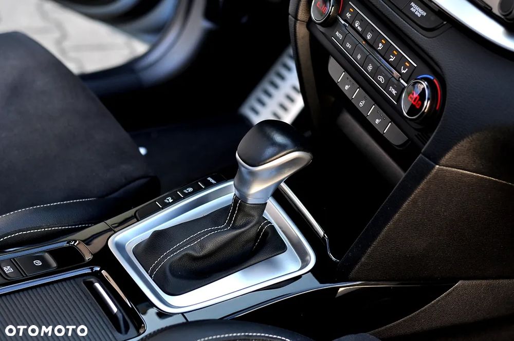 Kia ProCeed 1.4 T-GDI DCT7 OPF GT LINE - 30