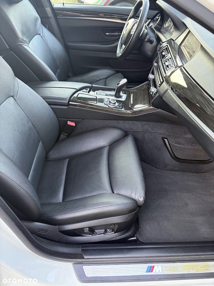 BMW Seria 5 535i - 14
