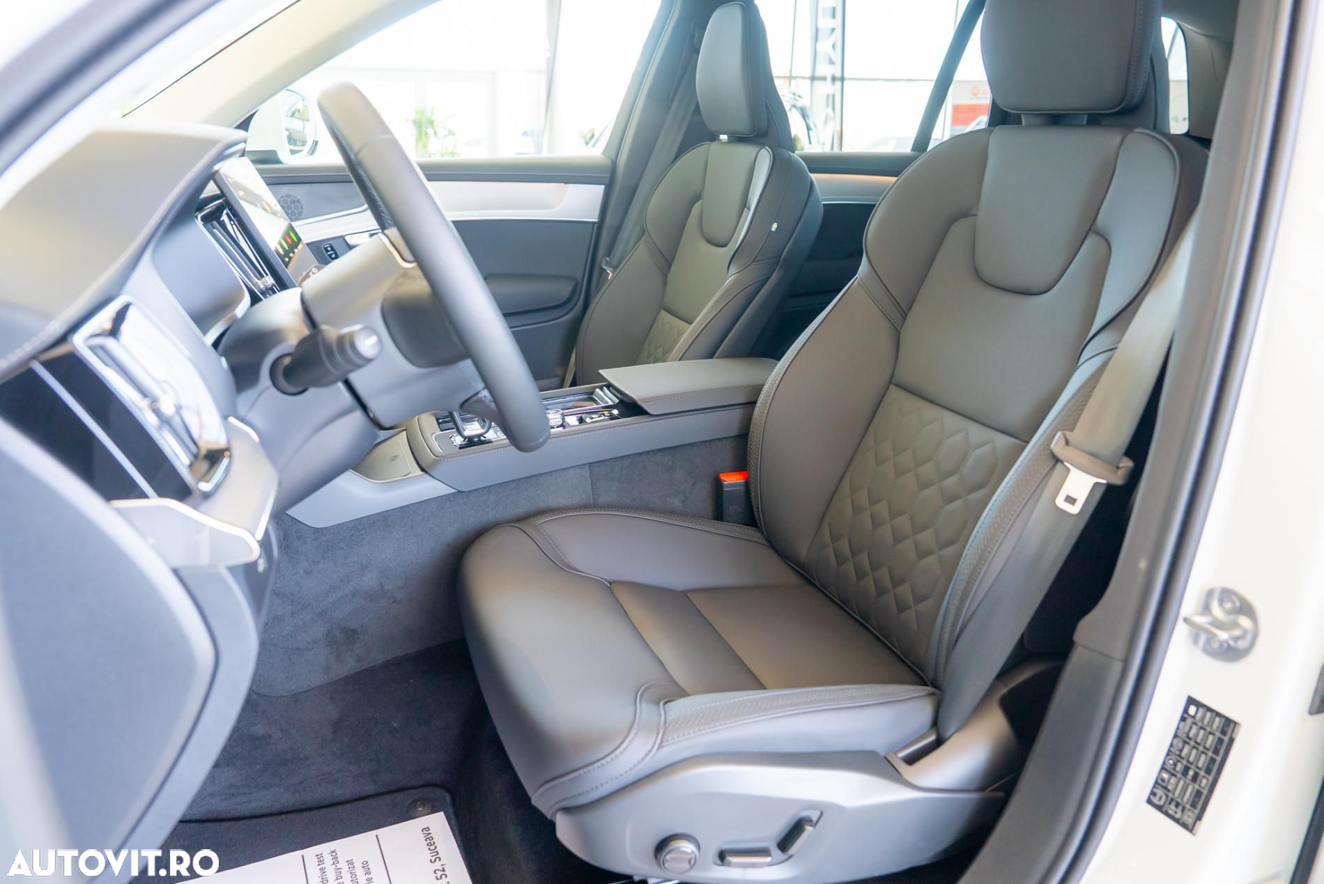 Volvo XC 90 B5 AWD MHEV Plus Bright - 6