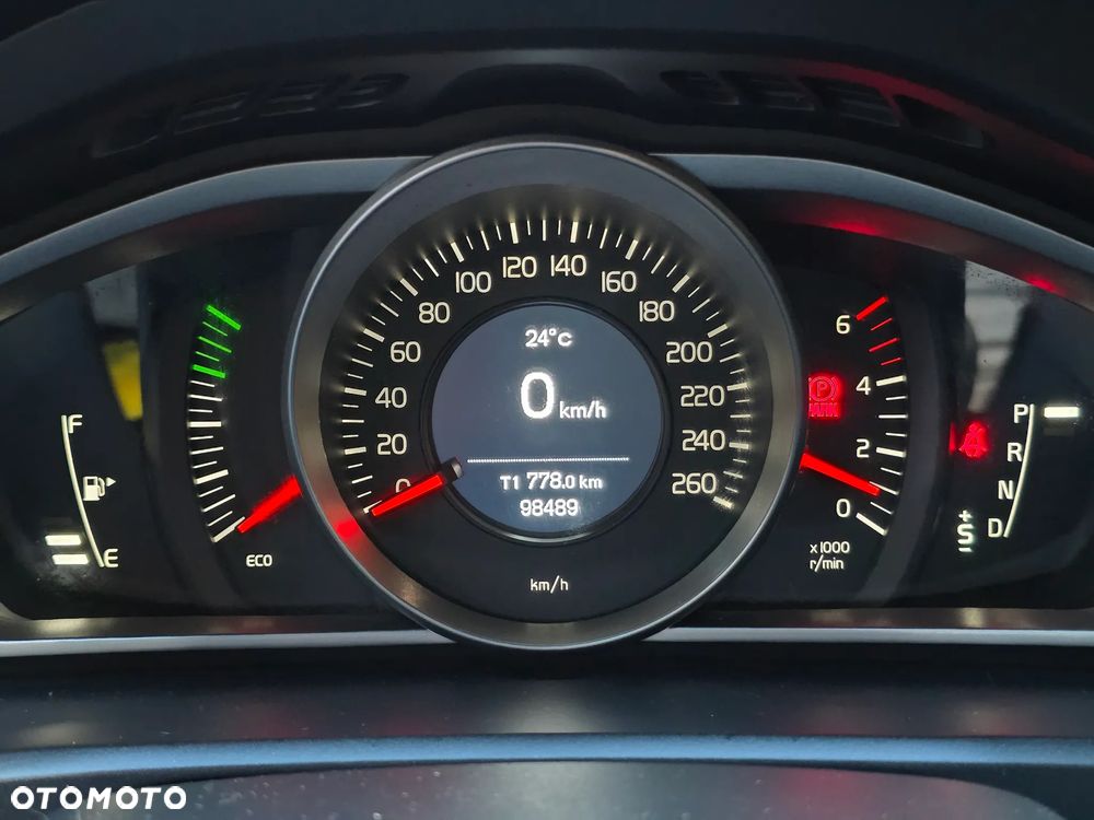 Volvo V40 - 27