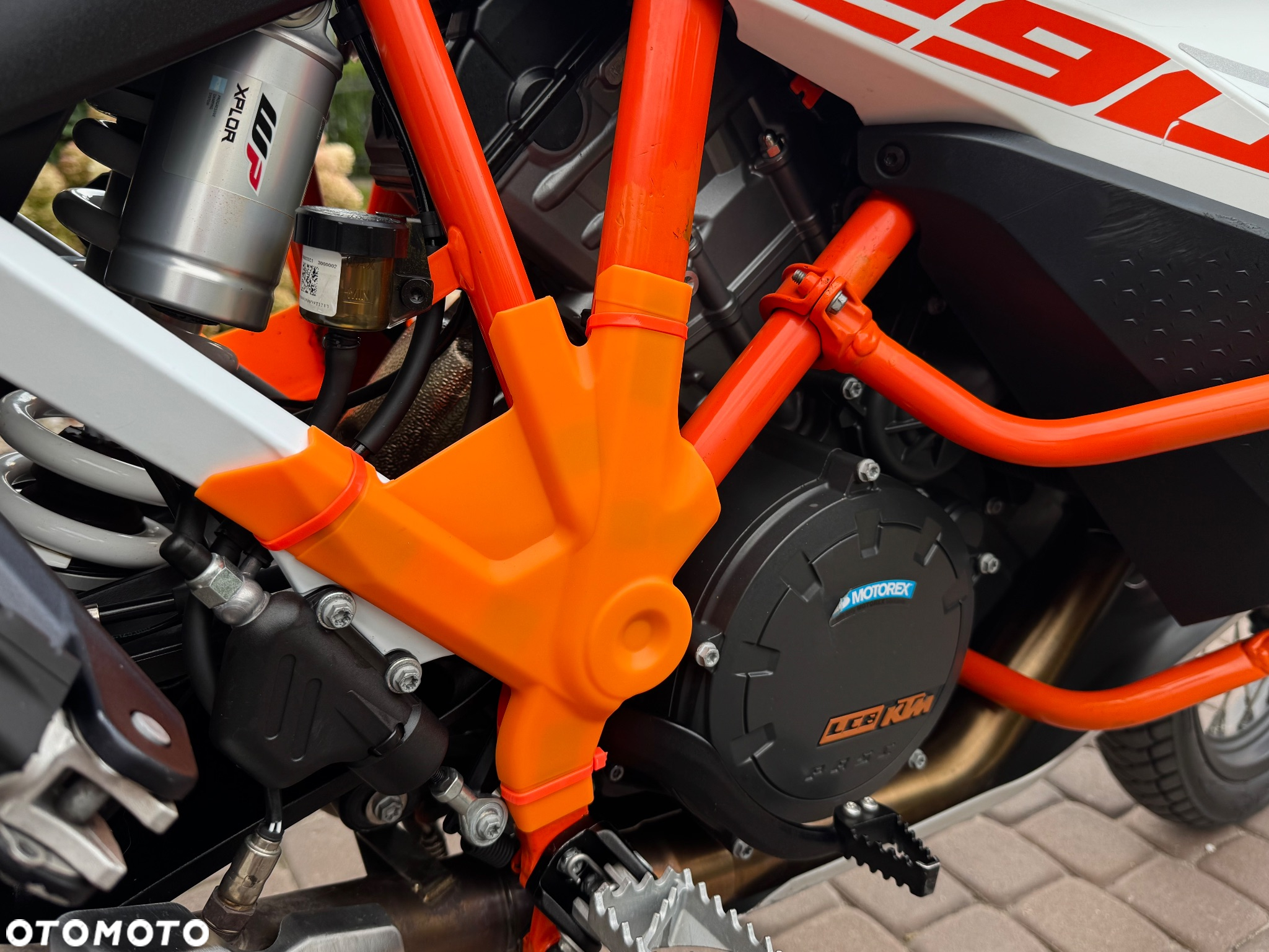 KTM Super Adventure - 16