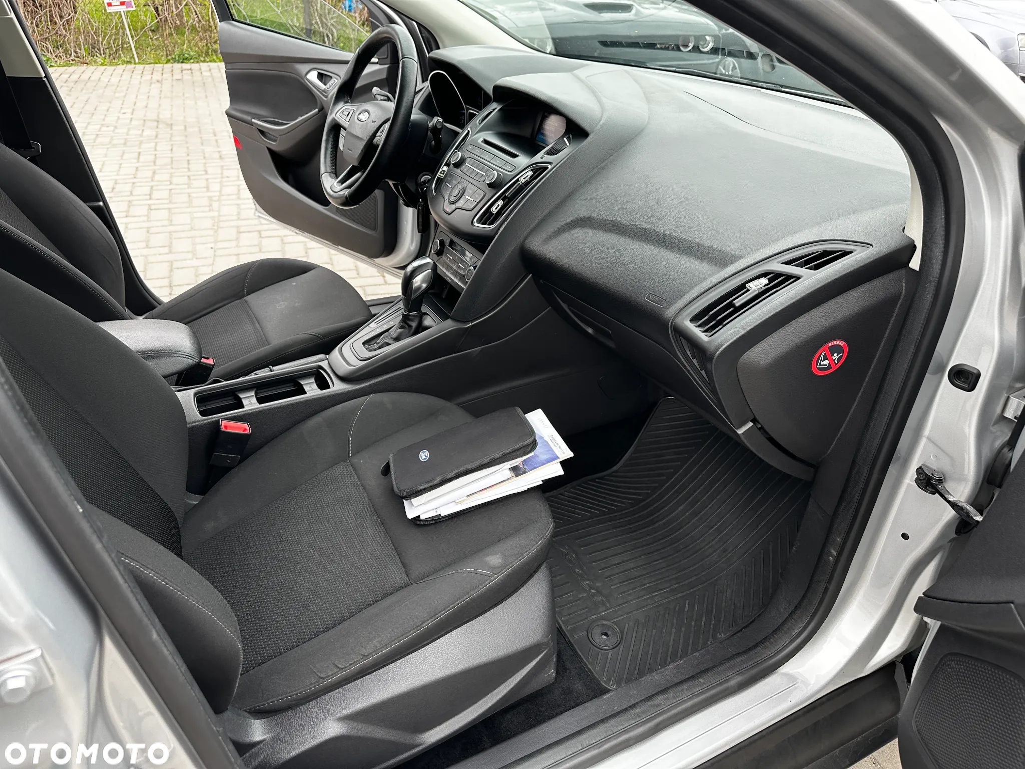 Ford Focus - 23