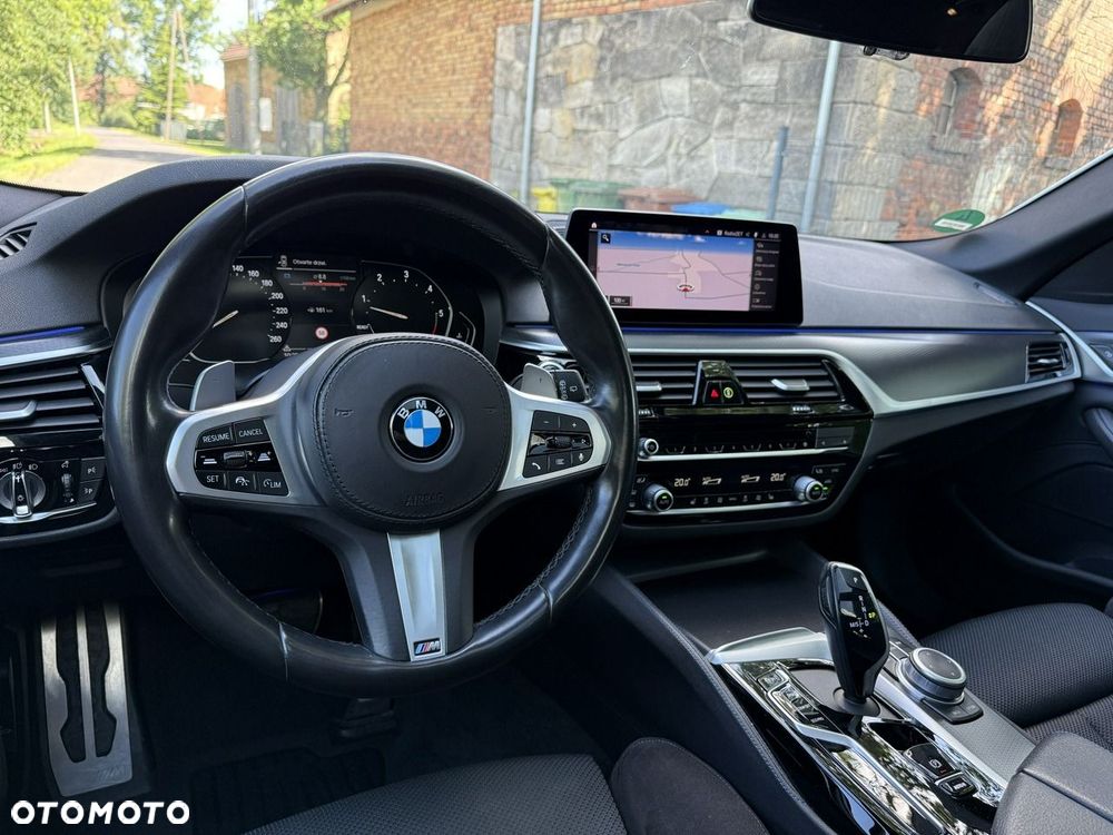 BMW Seria 5 530d mHEV M Sport sport - 37