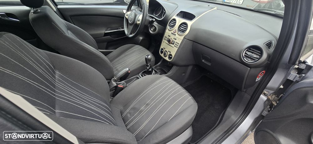 Opel Corsa 1.3 CDTI Enjoy EcoFLEX - 12