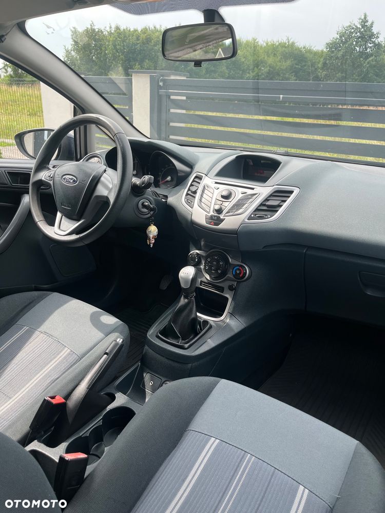 Ford Fiesta 1.4 Trend EU5 - 8