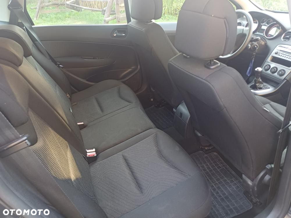Peugeot 308 1.6 Premium - 10