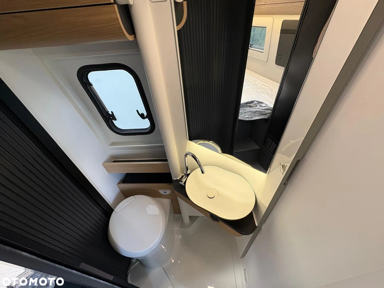 Adria Twin Max 680 SLB - 14