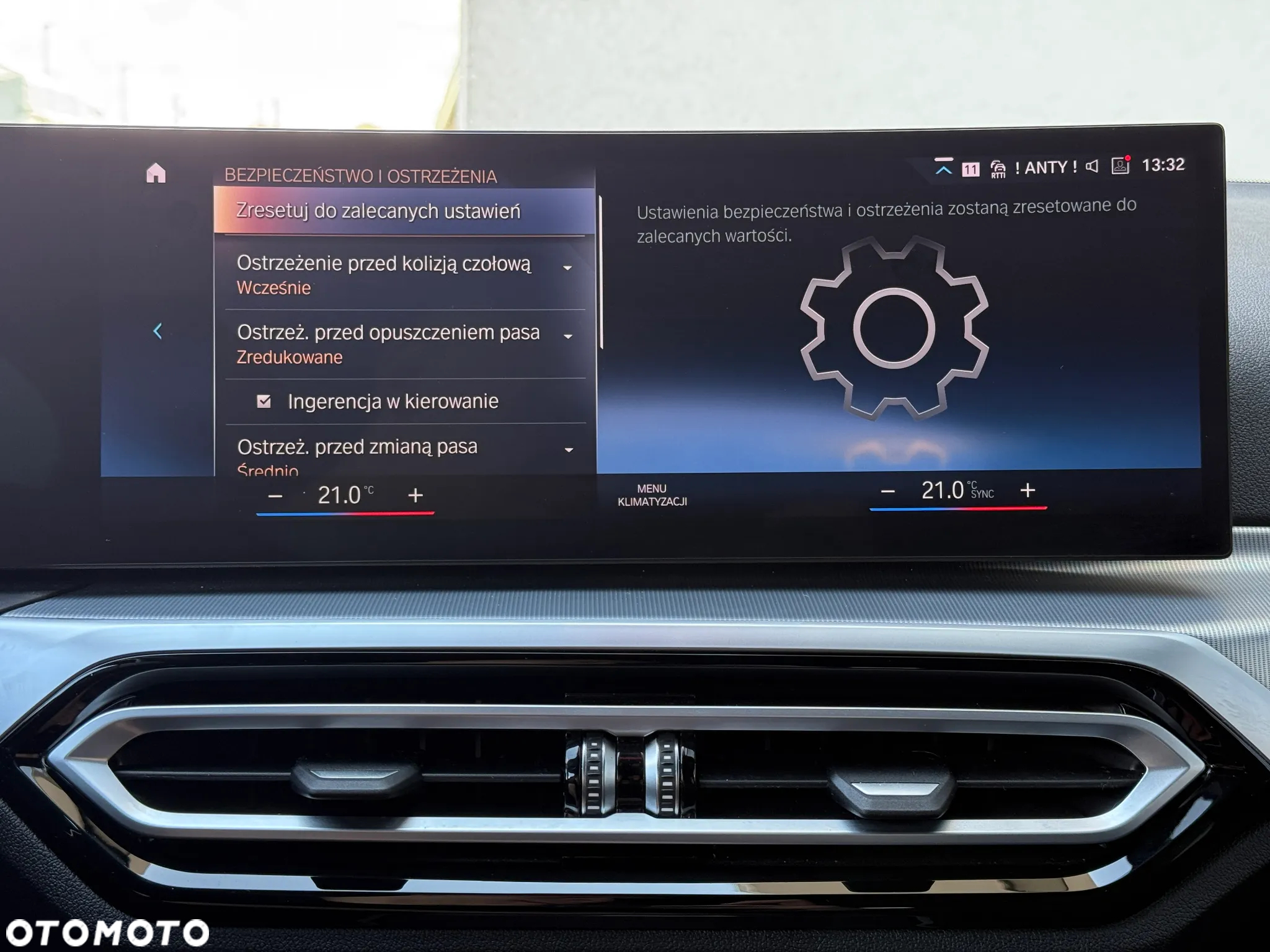 BMW Seria 3 320d M Sport - 31