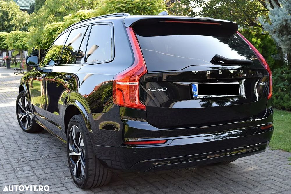 Volvo XC 90 B5 D AWD Ultimate Dark - 9