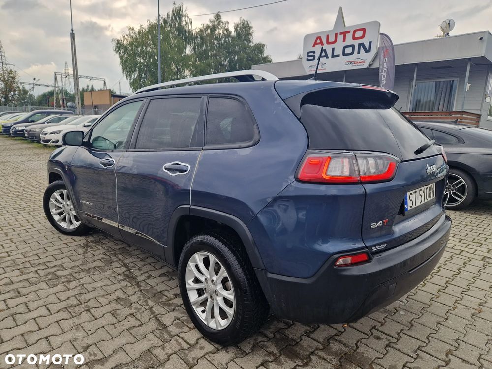 Jeep Cherokee - 5