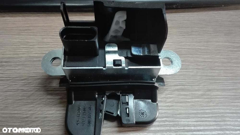 ZAMEK TYLNY TYŁ TYLNEJ KLAPY BAGAŻNIKA 1K0 ELEKTRYCZNY AUDI VW SEAT SKODA WYSYŁKA !!! - 1