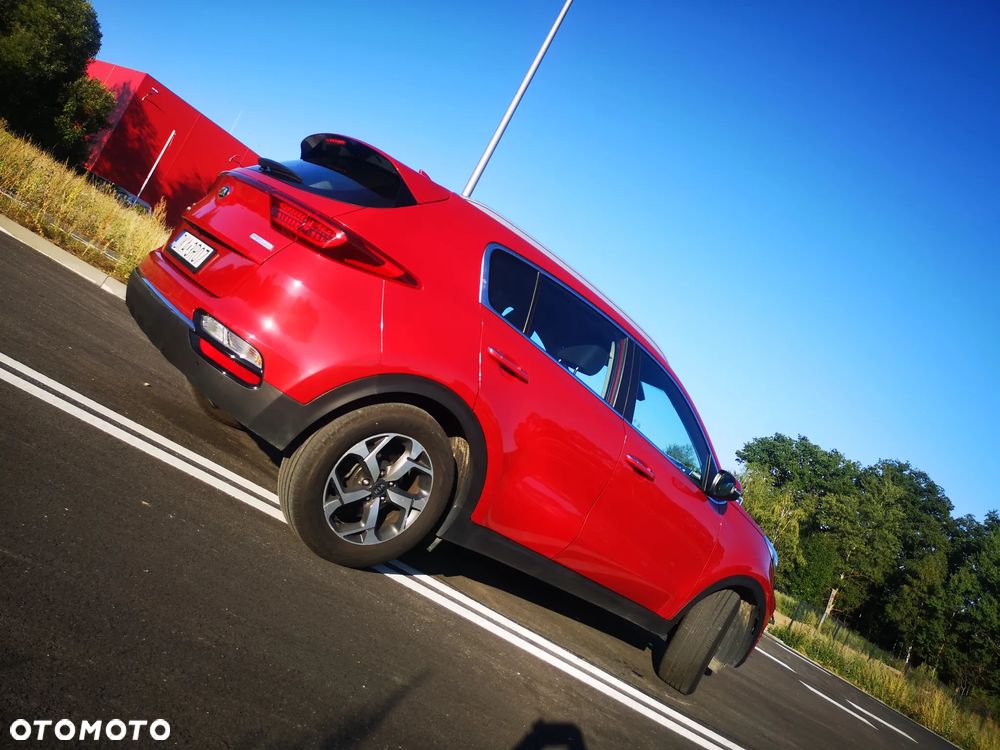 Kia Sportage 1.6 CRDI 2WD Eco-Dynamics+ (48V M-H) Black Edition - 4