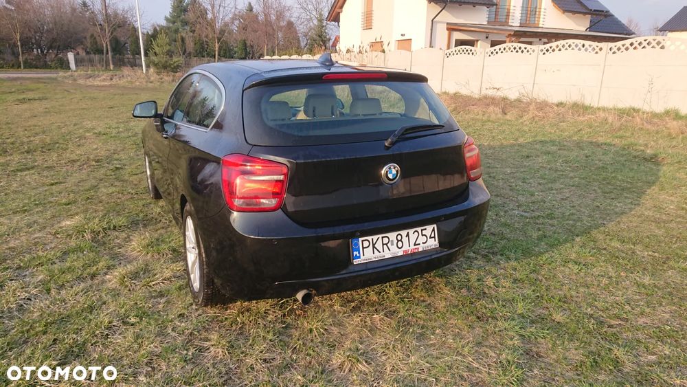 BMW Seria 1 - 21