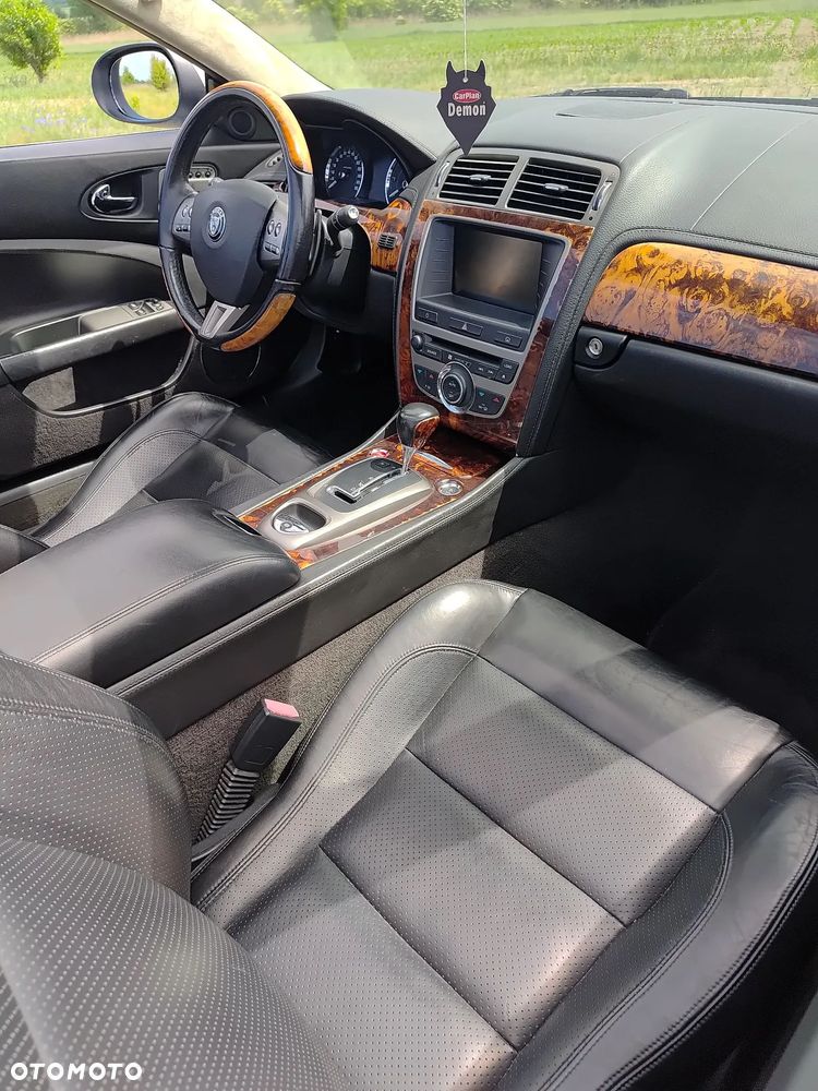 Jaguar XK 4.2 - 10