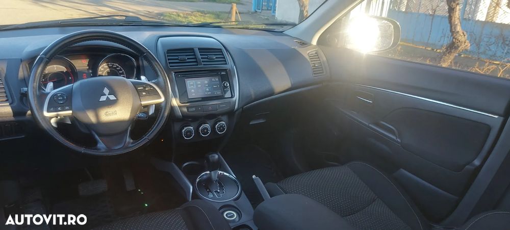 Mitsubishi ASX 2.2 DI-D 4WD Automatik Instyle - 12