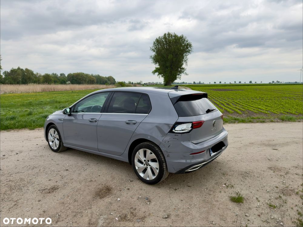 Volkswagen Golf 1.5 TSI EVO Style - 11