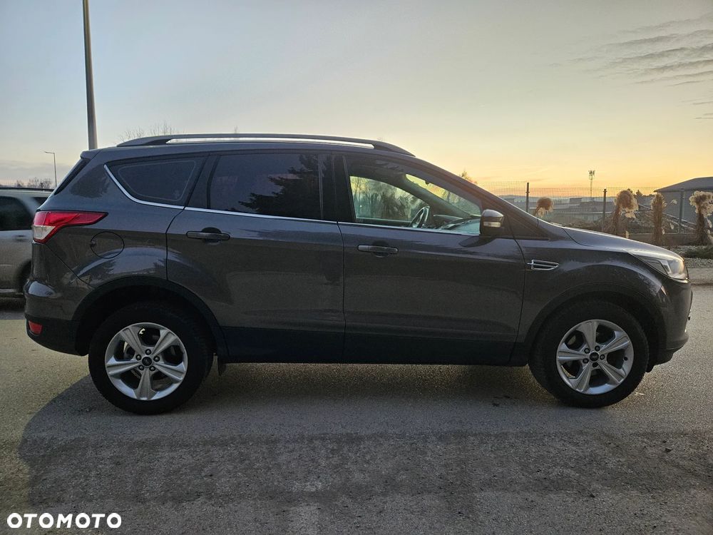 Ford Kuga - 9