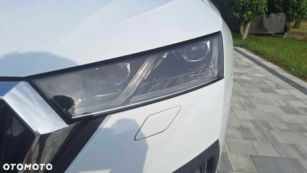 Skoda Octavia 2.0 TDI Ambition DSG - 6
