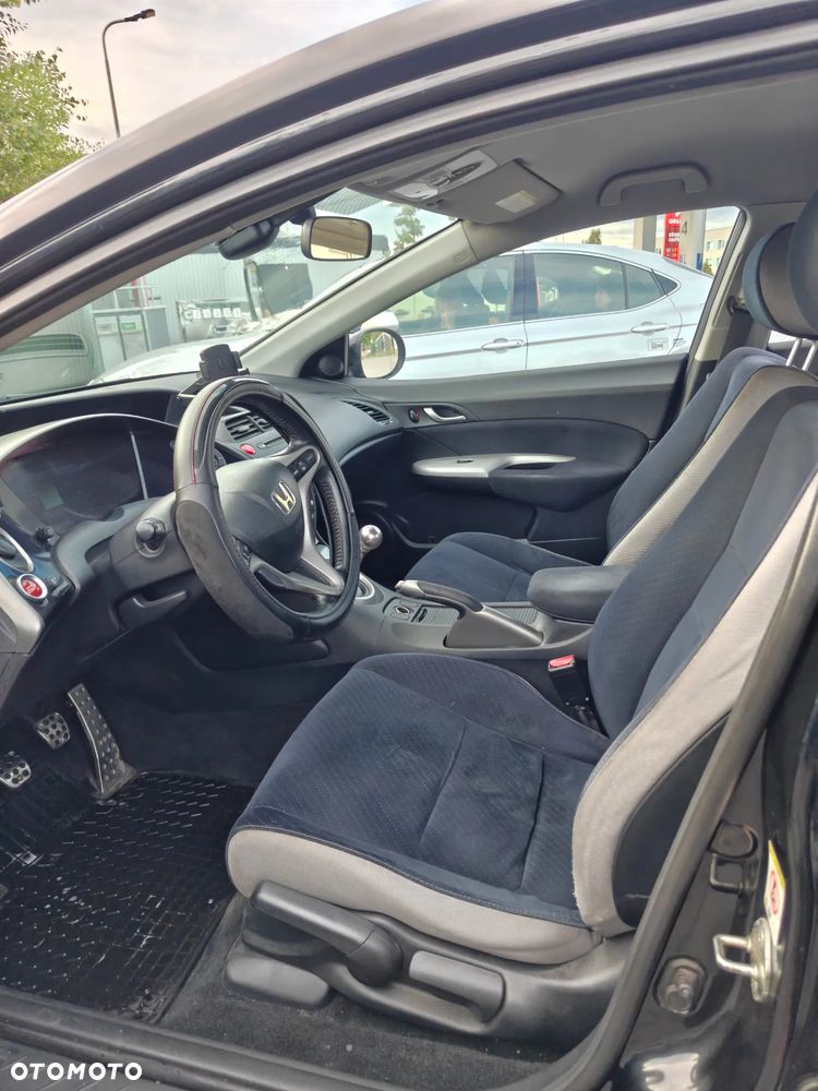Honda Civic 1.8 Comfort - 9
