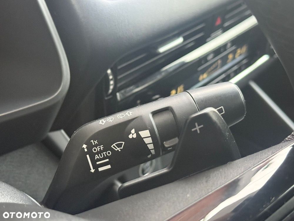 Nissan Qashqai 1.3 DIG-T MHEV N-Connecta Xtronic - 21