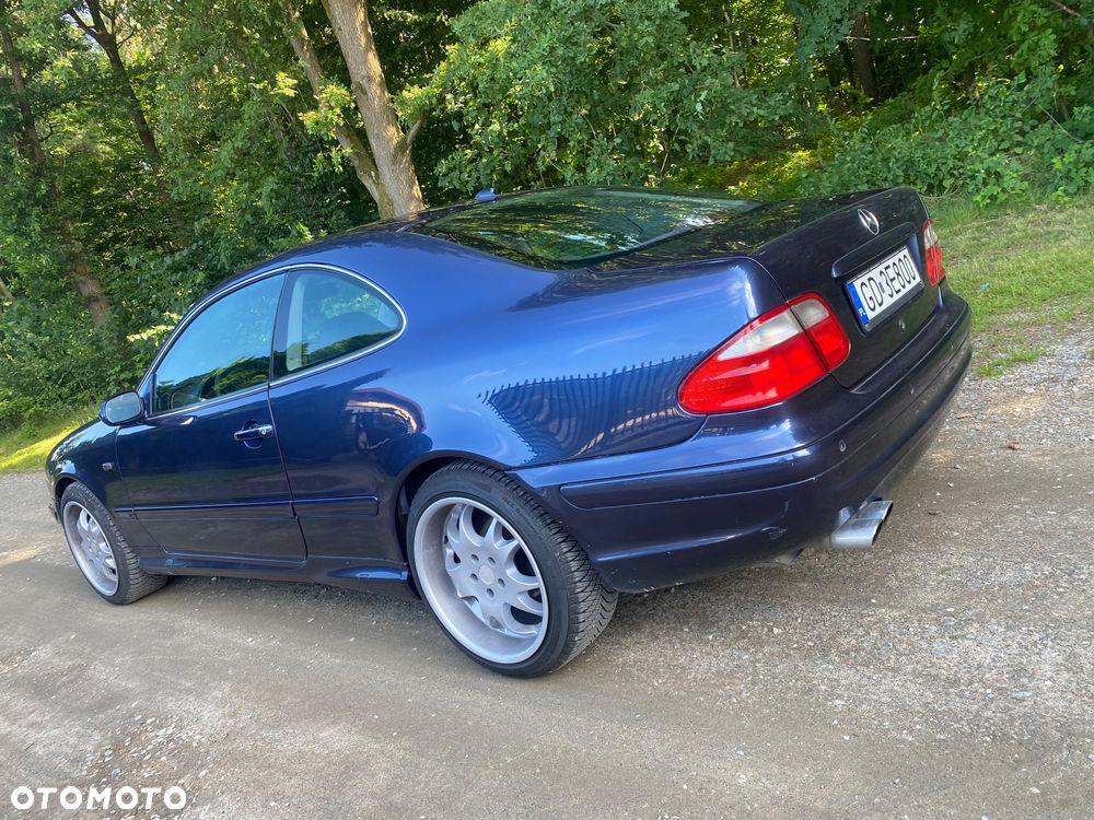 Mercedes-Benz CLK 430 - 10